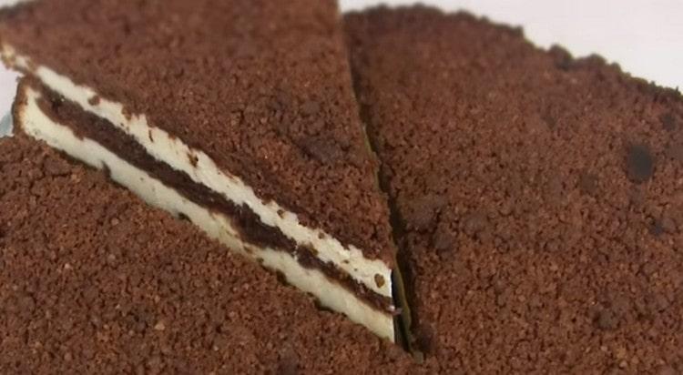 Този сладкиш има невероятно приятен вкус!