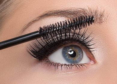 Couleur des cils correctement