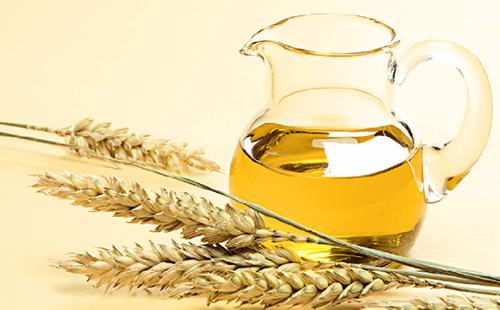 Pšenice a džbán plný másla