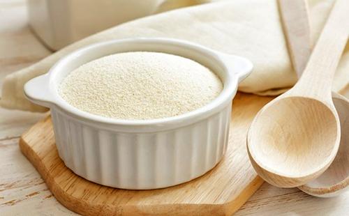 Manka este bună atât în ​​bucătăria rustică, cât și pe masa regală