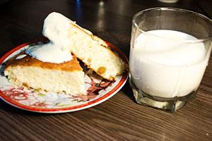 Cassola amb quallada amb crema agra