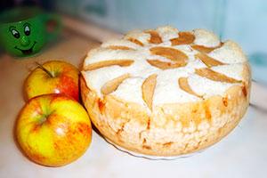 Charlotte simplă cu mere