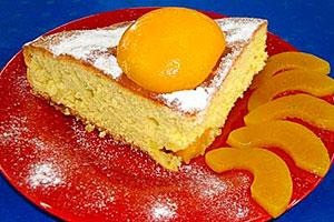 Charlotte med dåse ferskner