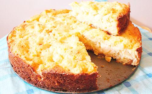 Charlotte cu putine calorii cu mere: retete pentru cuptor si aragaz lent