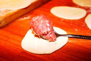 Gălbenușuri umplute