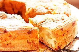 Charlotte simplă cu mere