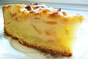 Rebanada de pastel de manzana