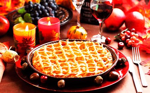 Charlotte cu scorțișoară și mere: rețete clasice și originale