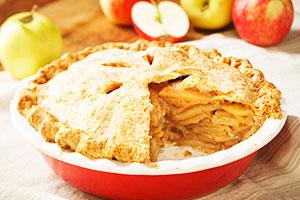 Charlotte în uniformă roșie