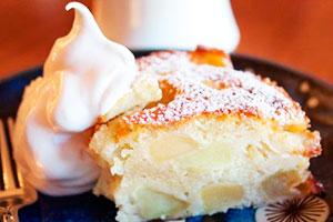 Charlotte en crema agria