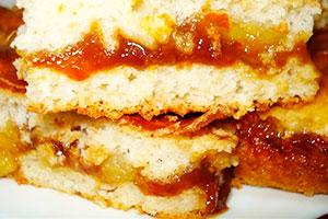 Charlotte cu gem de mere