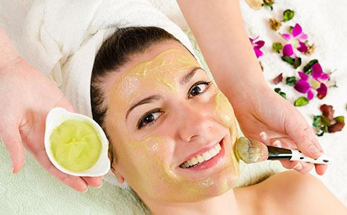 Mascarilla con yema para rostro