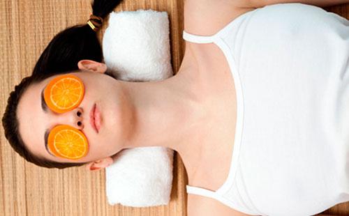 Fluide doux pour la peau autour des yeux