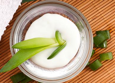 Crème dans un bocal