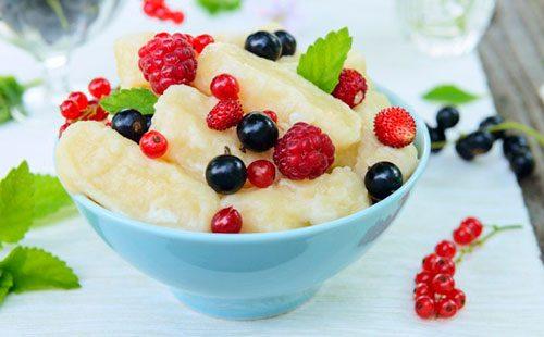 Gălbenușuri leneșe cu fructe de pădure