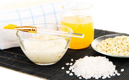 Masque d'avoine pour la peau sèche