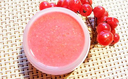 Máscara de nuez con viburnum