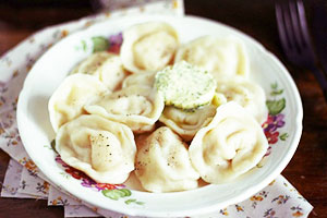 Bolas de masa hervida con champiñones y papas