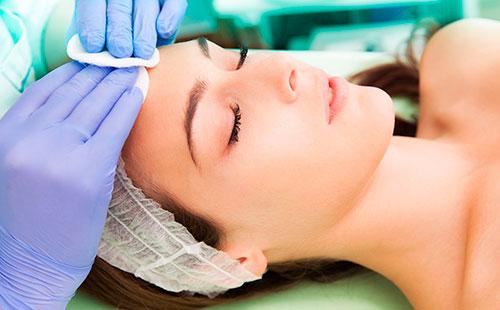 Hluboký peeling obličeje