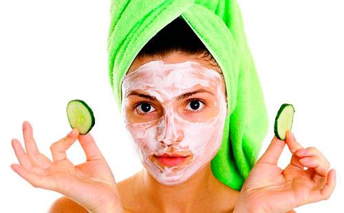 Mască cu kefir și castraveți