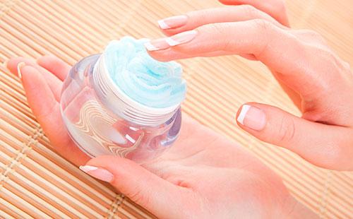 Crème dans un bocal