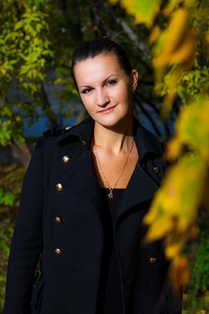 Марина в топло грахово яке