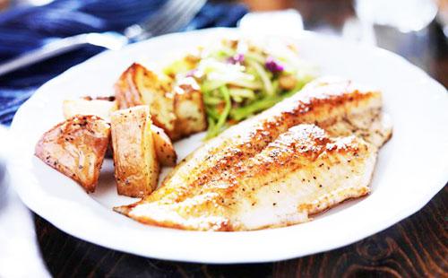 Pescado de río al horno