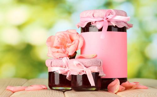 Dulceata roz in borcane