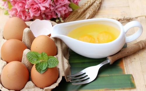 Œufs dans la saucière