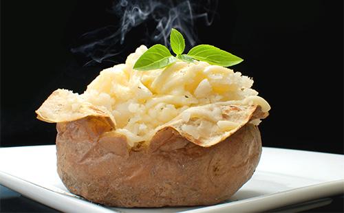 Cartofi fierți cu zmeură