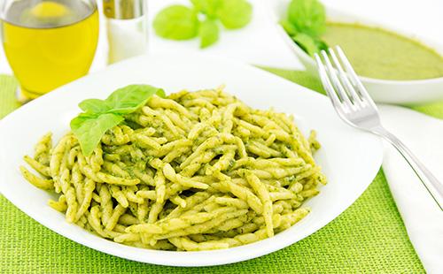Paste cu pesto