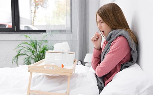 Mujer joven se enfermó