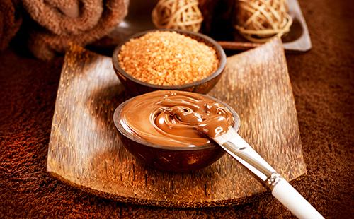 Amestec de cacao gata de amestecat