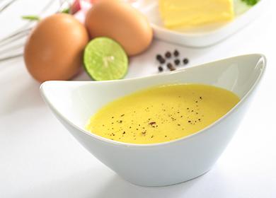 Barcă grea cu sos de ou și unt