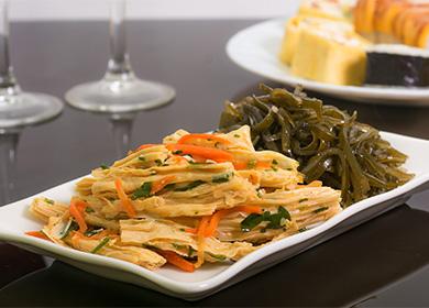 Sparanghel coreean acasă: cum se înmoaie un produs semifabricat, ce se marinează și ce se gătește din el