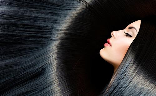 Krásné černé vlasy