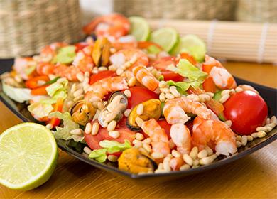 Salată de fructe de mare regale