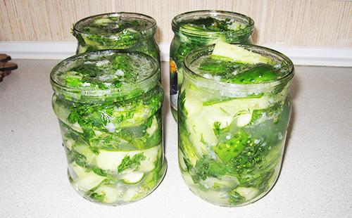 Castraveți în bancă