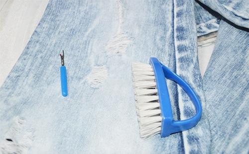 Hvordan man laver rippede jeans