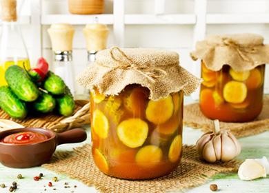 Castraveți de iarnă în sos de roșii