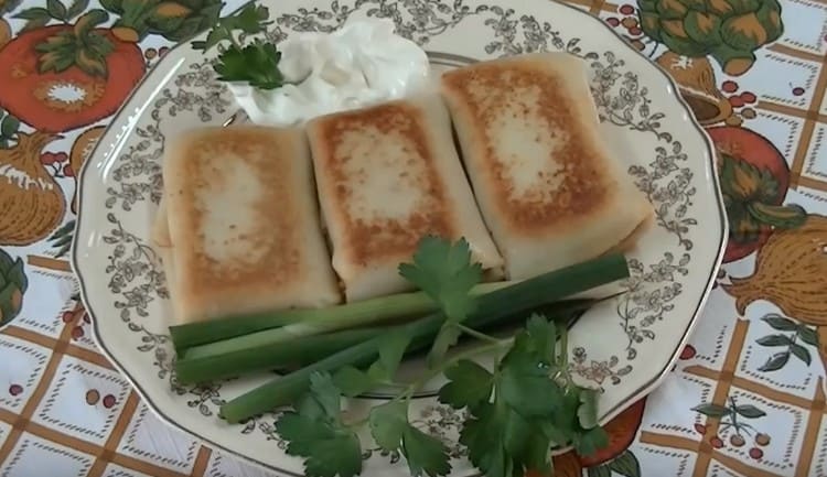 Conținutul de calorii din farfurie este relativ scăzut.