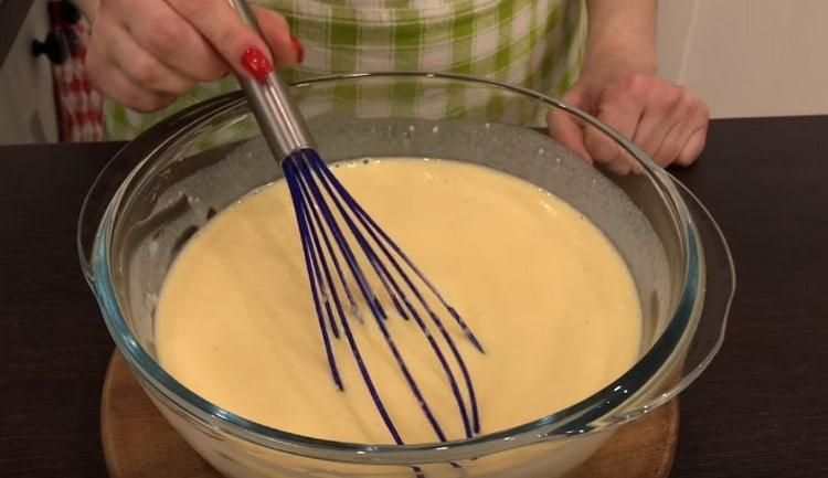 Aluatul gata ar trebui să fie puțin infuzat.