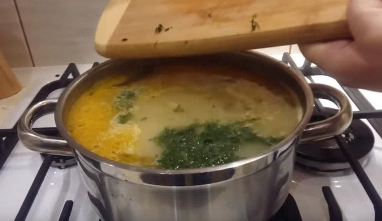 També podeu afegir verdures picades al plat.