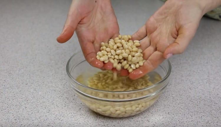 Pentru a face acest lucru, borsul trebuie înmuiat în avans.