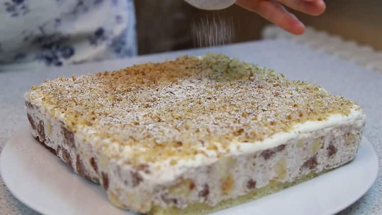 Per preparar el pastís, el Smithman segons una recepta pas a pas amb una foto, prepareu una ruixada