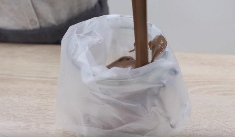 La crema lista debe enviarse al refrigerador.