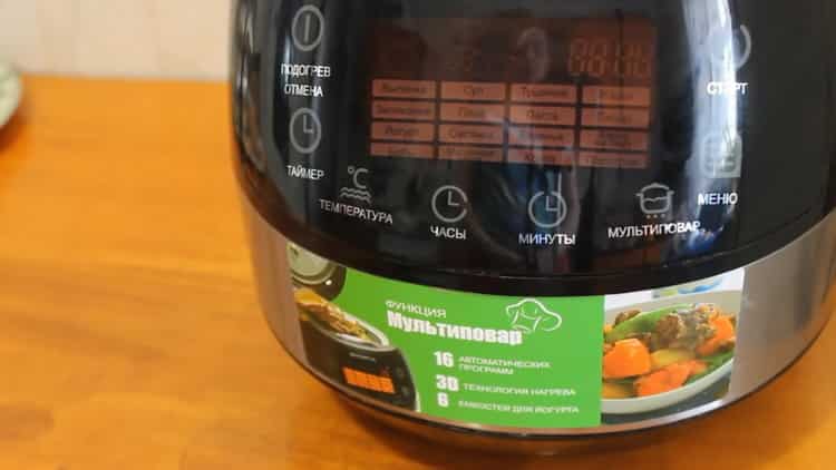 Upang maghanda ng cake ng honey sa isang mabagal na kusinilya, itakda ang nais na mode