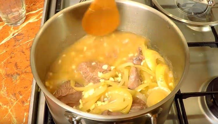 Nu kan du blande alt sammen.