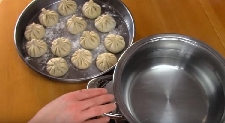 Ponemos agua al calor.