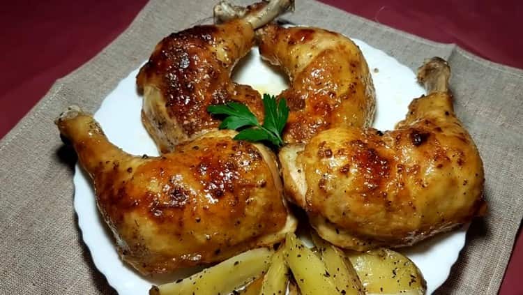 După cum vedeți, gătirea picioarelor delicioase de pui în cuptor nu este de fapt dificilă.